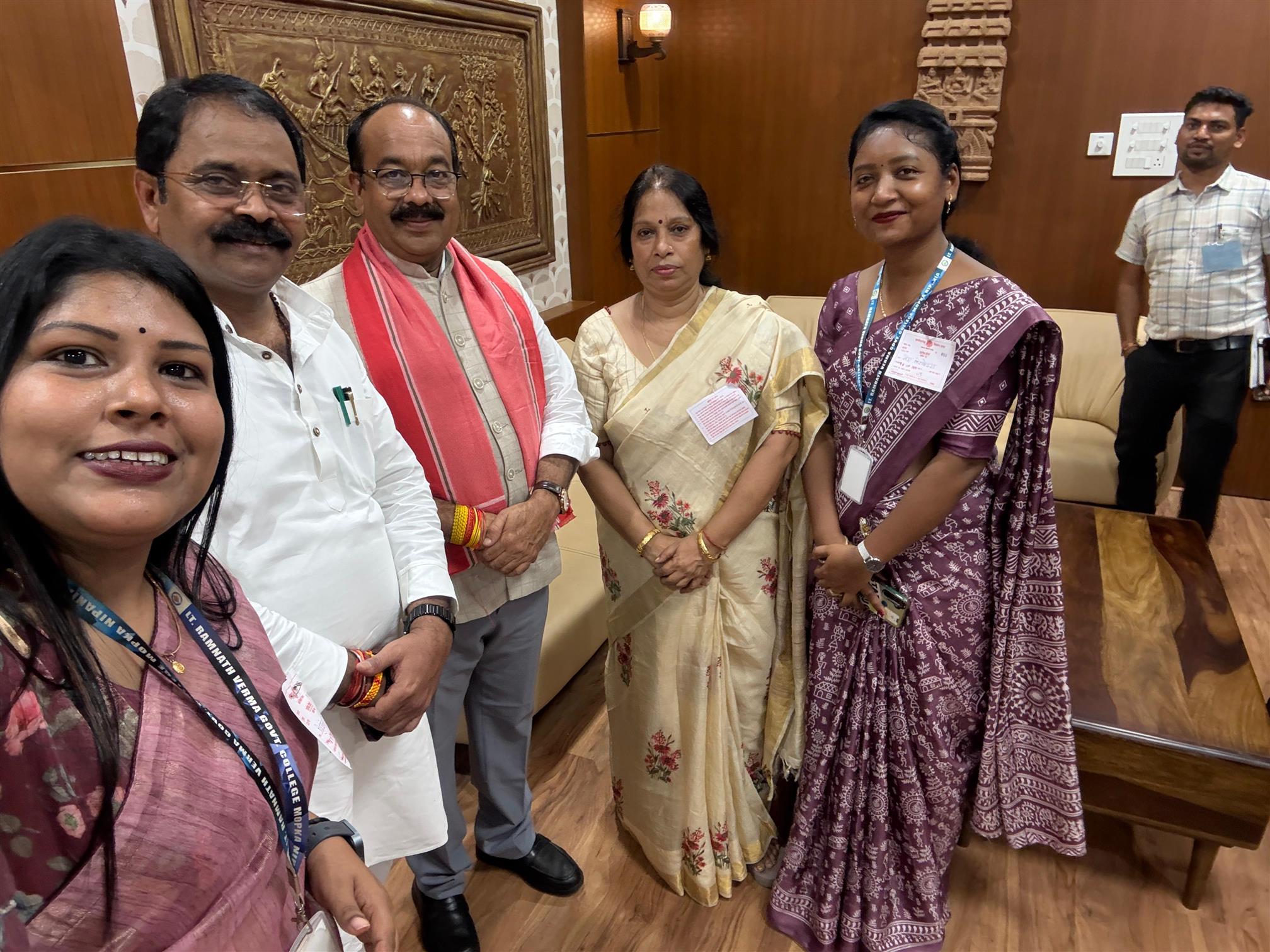 Vidhansabha & Tribal Museum Educational Tour