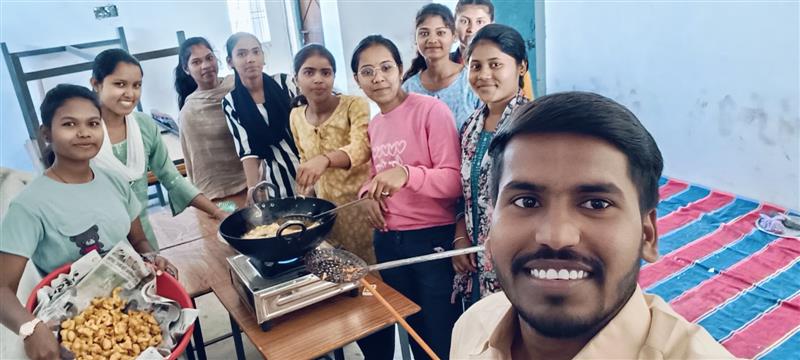 Late Ramnath Verma Government College Mopka-Nipania,District :- Balodabazar-Bhatapara Pin No.- 493118 - नये वर्ष कार्यक्रम 
